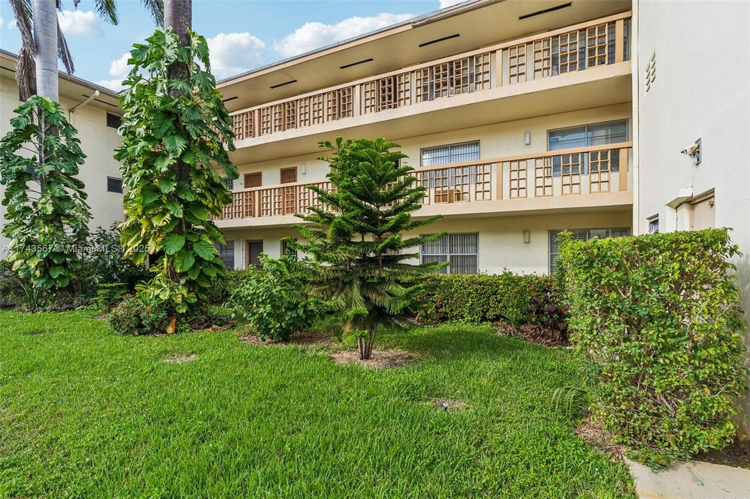 На продажу: $60,000 (1 спален, 1 ванн, 688 Квадратных фут)