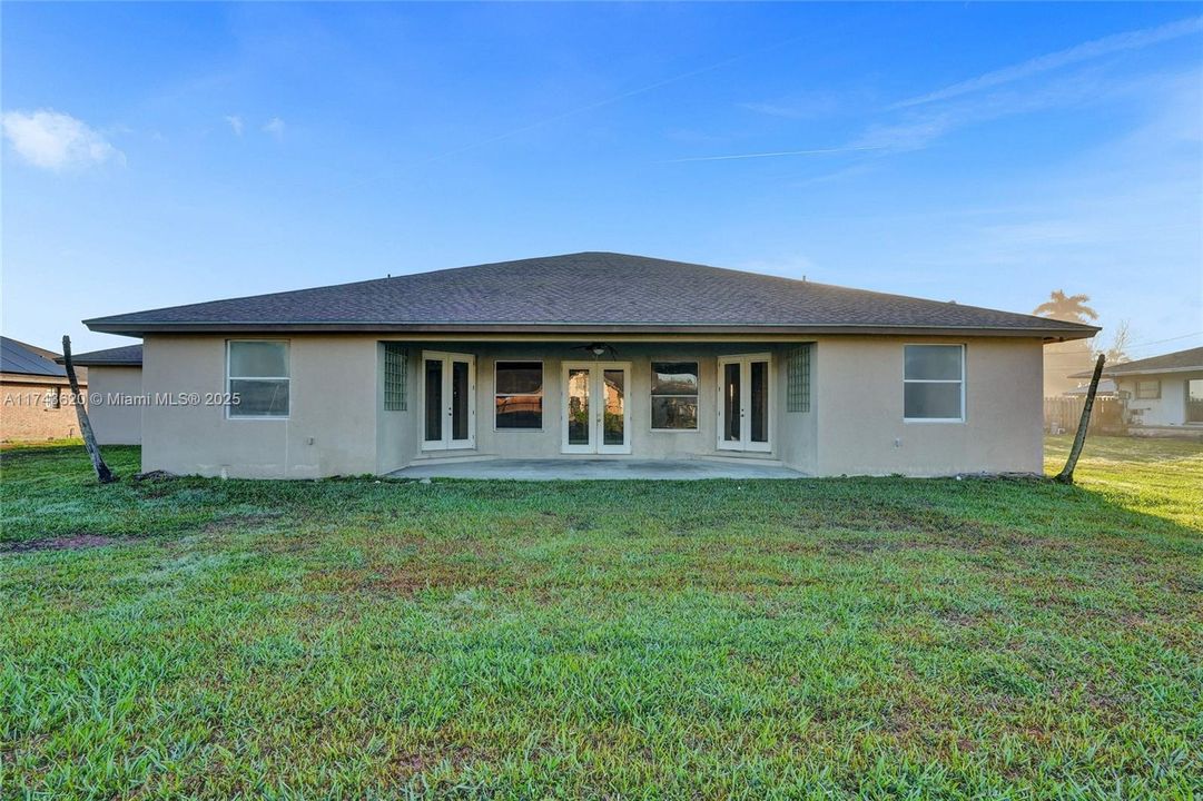 Recently Sold: $364,950 (4 beds, 4 baths, 3342 Square Feet)