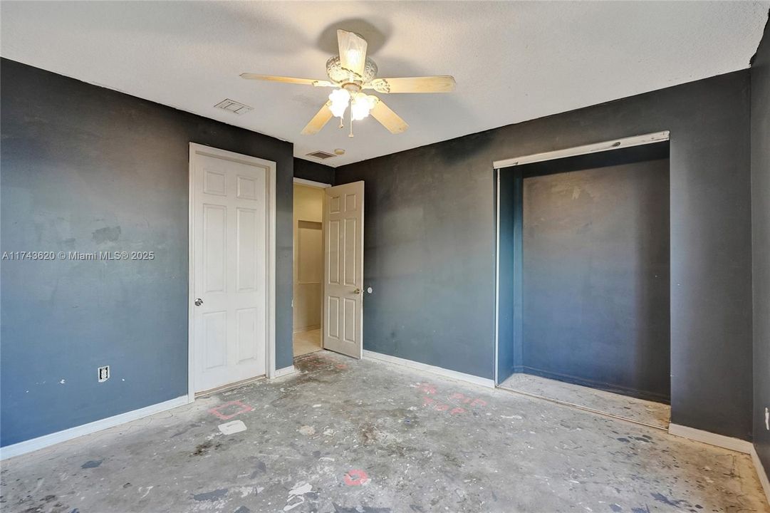 Recently Sold: $364,950 (4 beds, 4 baths, 3342 Square Feet)