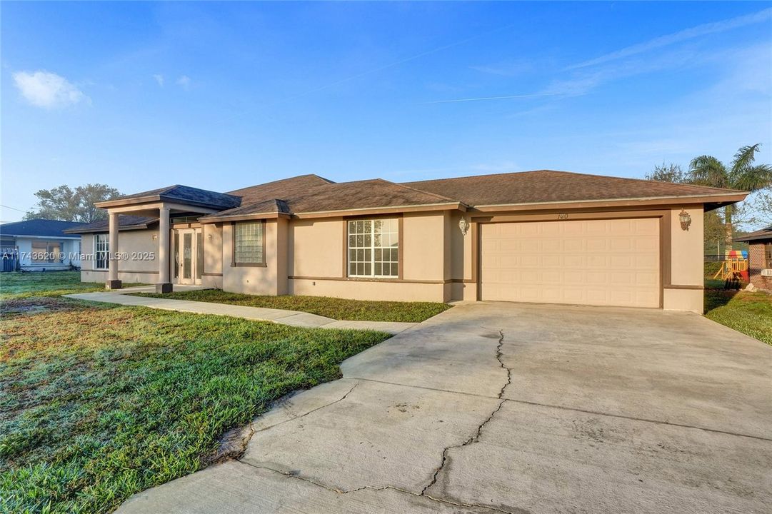 Recently Sold: $364,950 (4 beds, 4 baths, 3342 Square Feet)