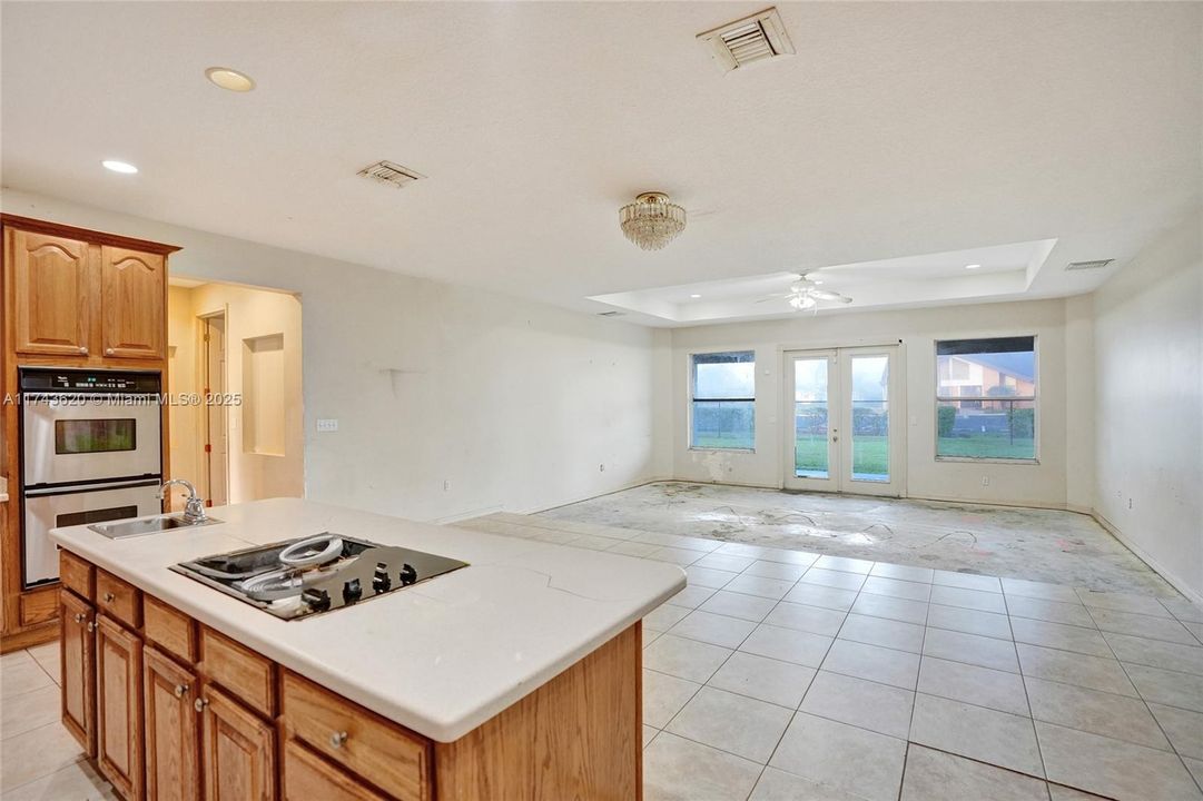 Recently Sold: $364,950 (4 beds, 4 baths, 3342 Square Feet)