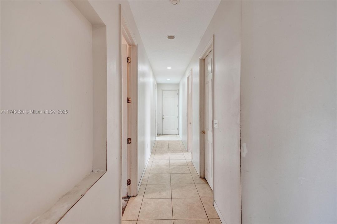 Recently Sold: $364,950 (4 beds, 4 baths, 3342 Square Feet)