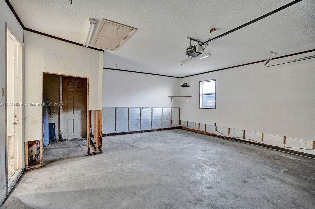 Recently Sold: $364,950 (4 beds, 4 baths, 3342 Square Feet)