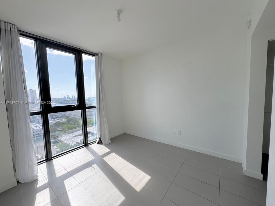 Recently Sold: $557,000 (2 beds, 2 baths, 1040 Square Feet)