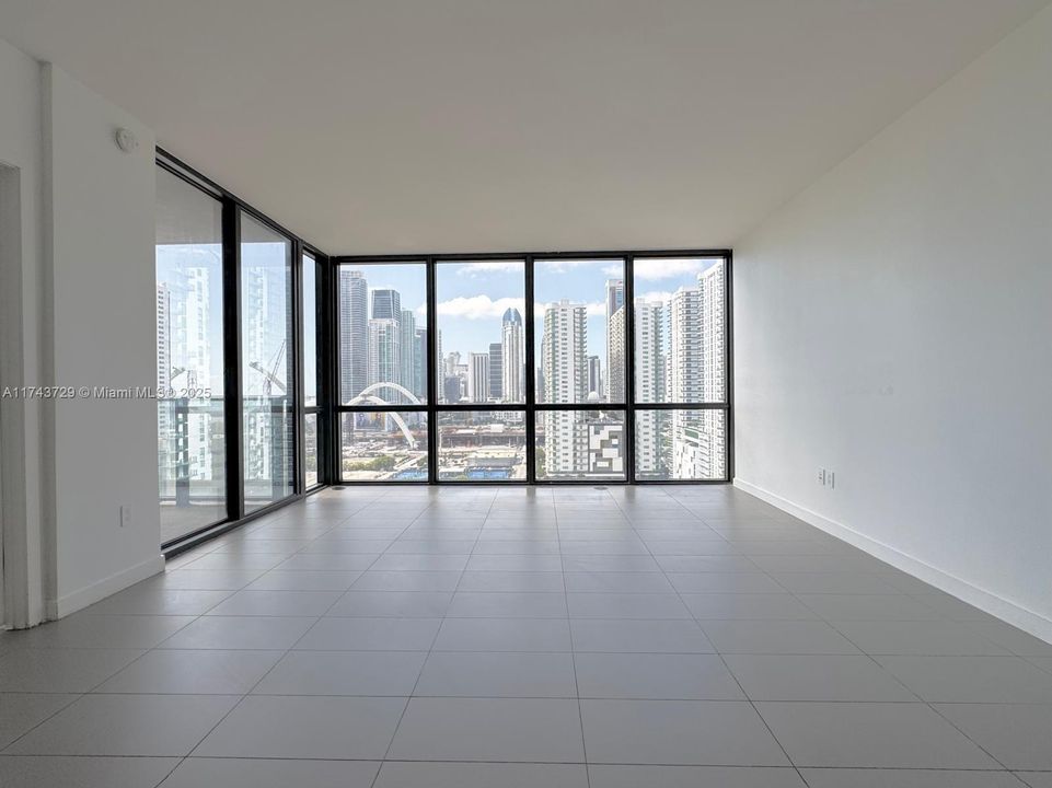 Recently Sold: $557,000 (2 beds, 2 baths, 1040 Square Feet)