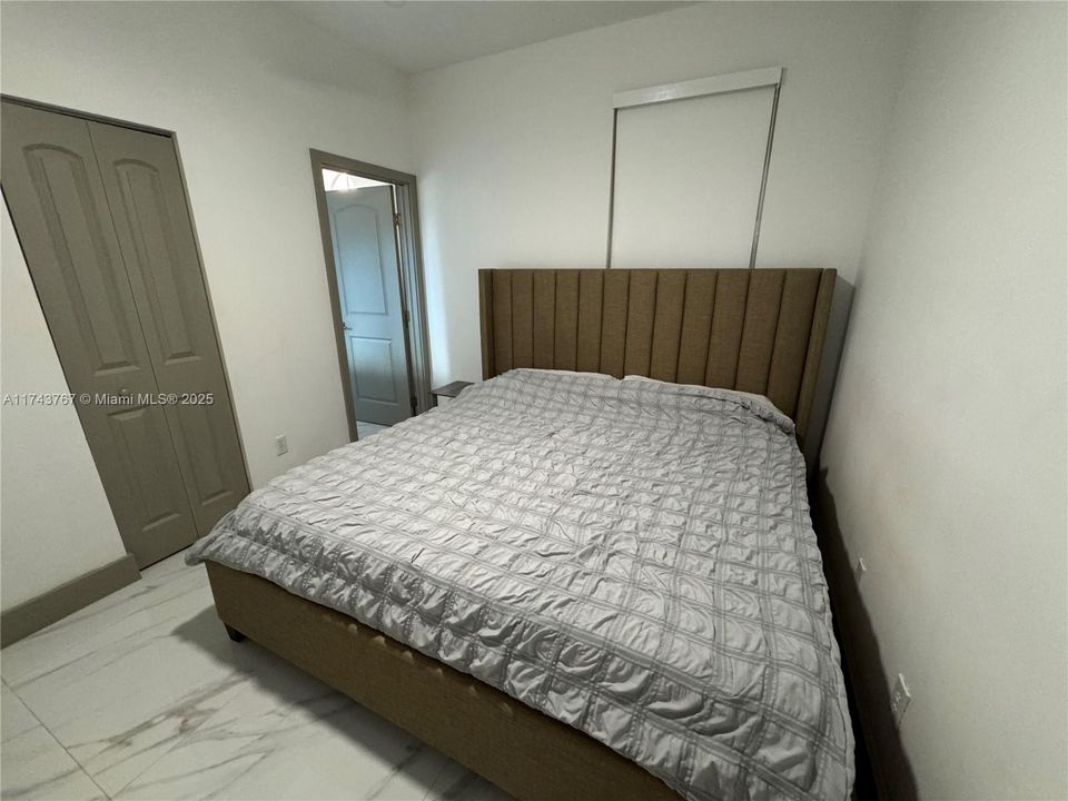 For Sale: $454,800 (3 beds, 3 baths, 1382 Square Feet)