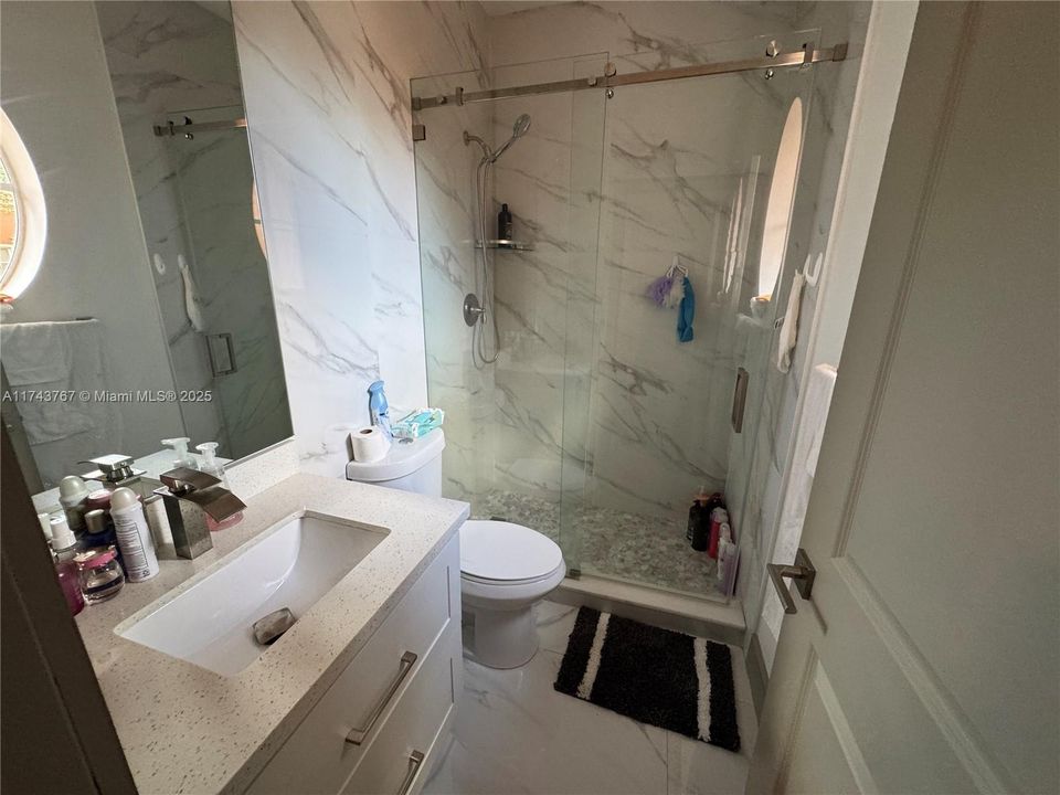 For Sale: $454,800 (3 beds, 3 baths, 1382 Square Feet)