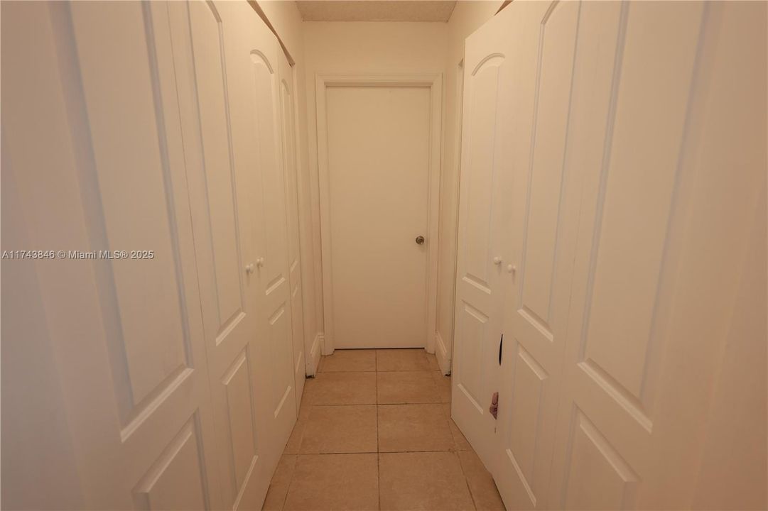 For Sale: $450,000 (3 beds, 2 baths, 1363 Square Feet)