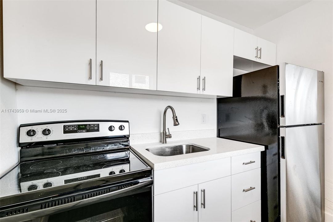 最近售出: $1,850,000 (0 贝兹, 0 浴室, 0 平方英尺)