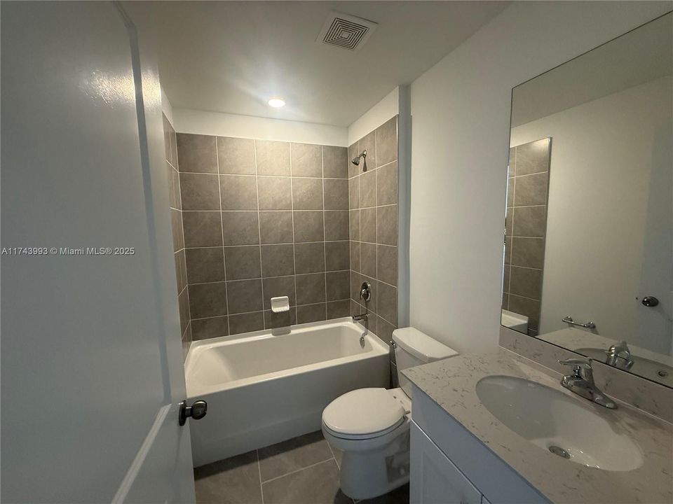 Recently Rented: $2,400 (4 beds, 2 baths, 0 Square Feet)