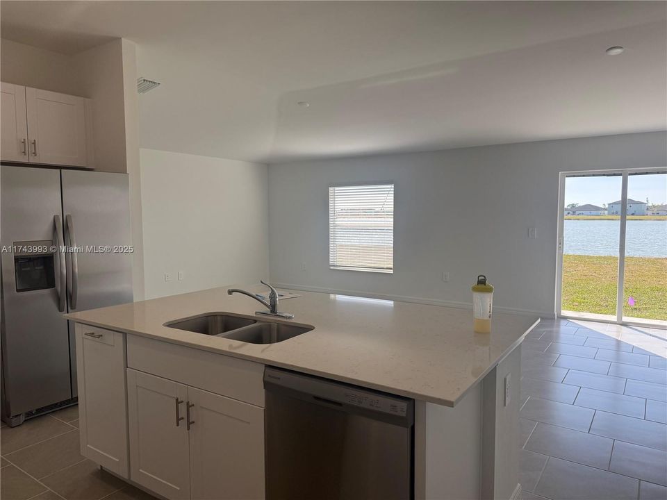 Recently Rented: $2,400 (4 beds, 2 baths, 0 Square Feet)