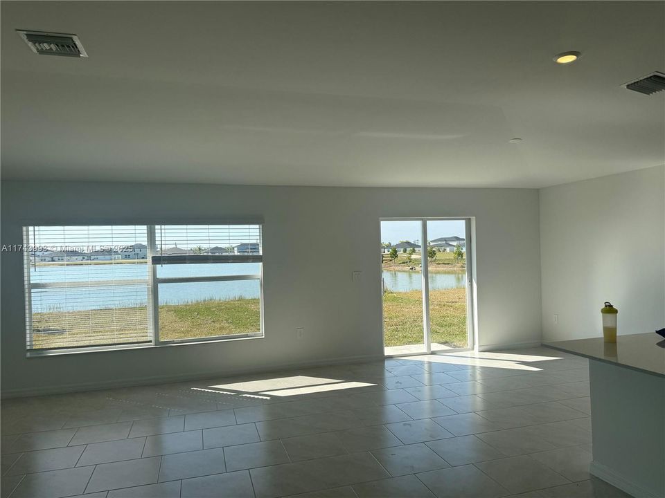 Recently Rented: $2,400 (4 beds, 2 baths, 0 Square Feet)