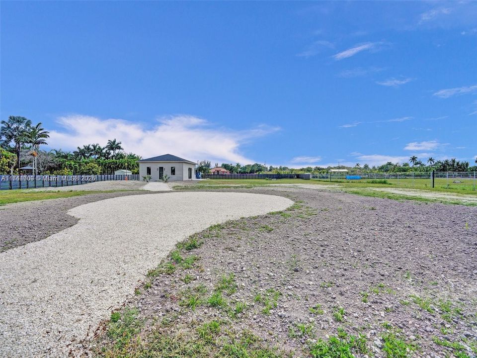 Active With Contract: $790,000 (2 beds, 2 baths, 0 Square Feet)