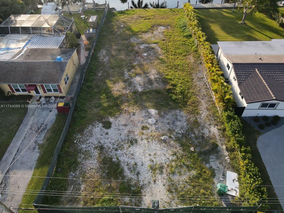 For Sale: $750,000 (0.26 acres)