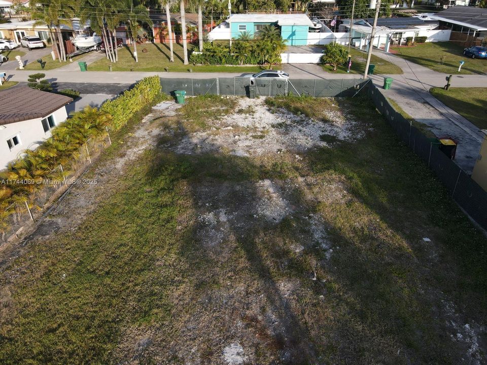 For Sale: $750,000 (0.26 acres)