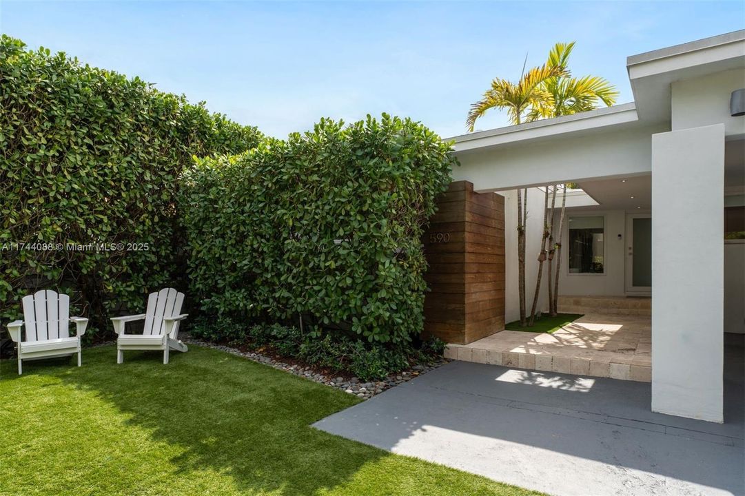 Recently Sold: $2,395,000 (4 beds, 3 baths, 0 Square Feet)