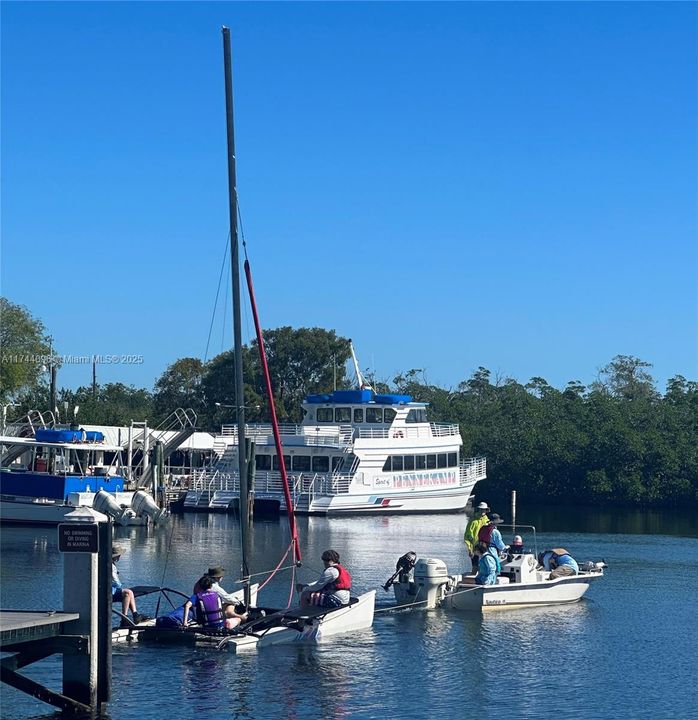 最近租的: $3,300 (3 贝兹, 2 浴室, 1296 平方英尺)