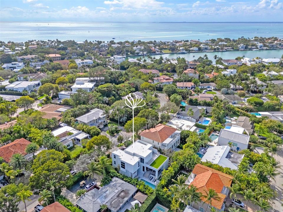 For Sale: $6,500,000 (6 beds, 6 baths, 3670 Square Feet)