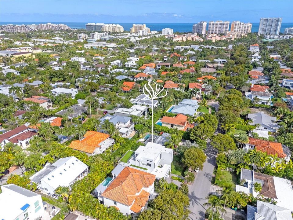 For Sale: $6,500,000 (6 beds, 6 baths, 3670 Square Feet)