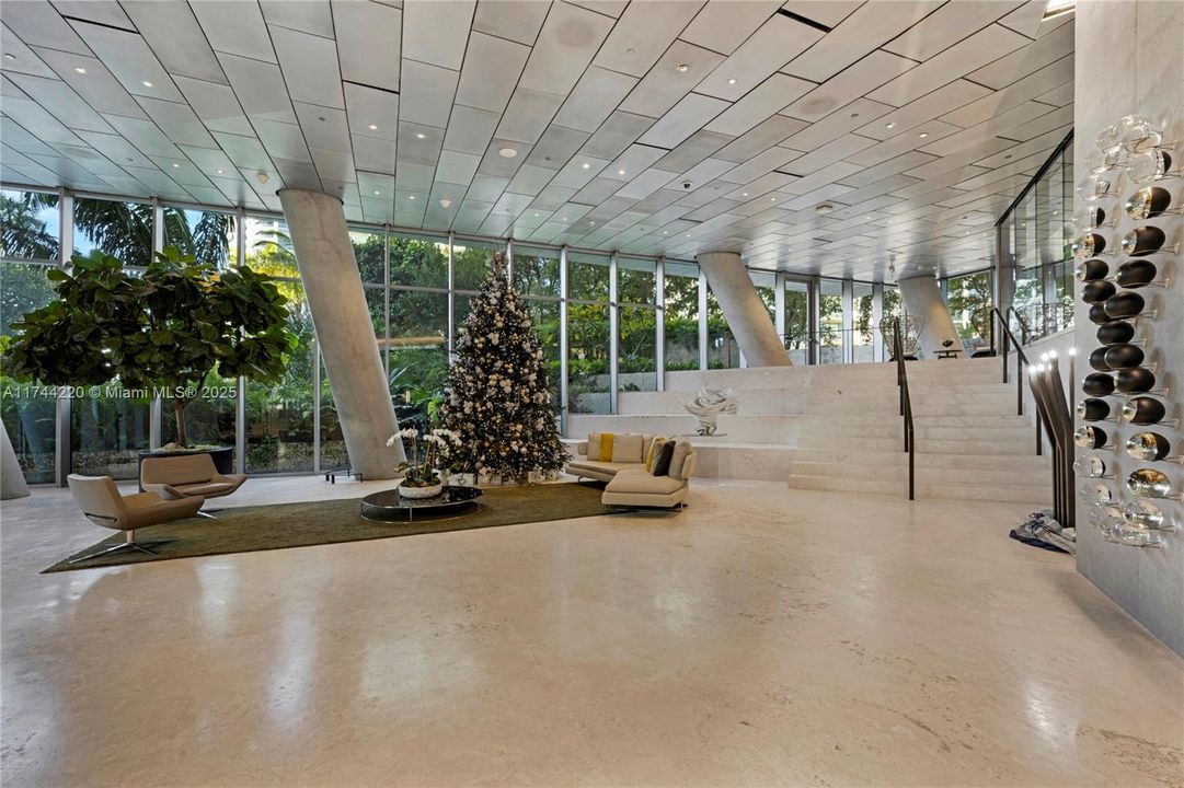 En Venta: $10,900,000 (6 camas, 6 baños, 5307 Pies cuadrados)