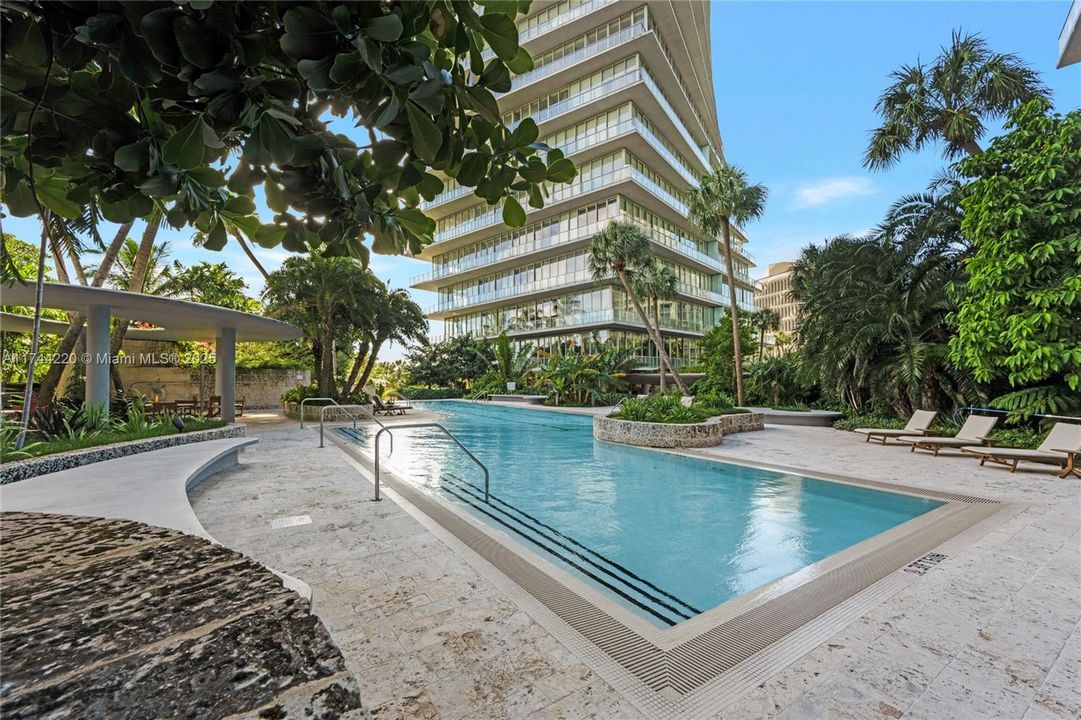 En Venta: $10,900,000 (6 camas, 6 baños, 5307 Pies cuadrados)