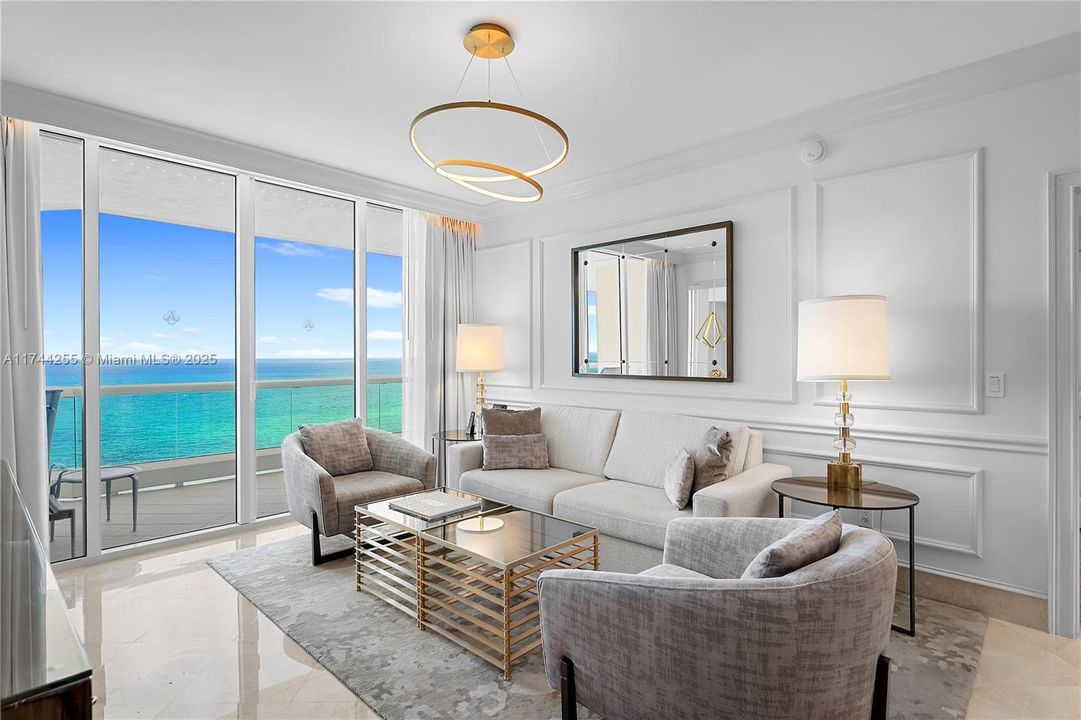 Recently Sold: $3,850,000 (2 beds, 2 baths, 2035 Square Feet)