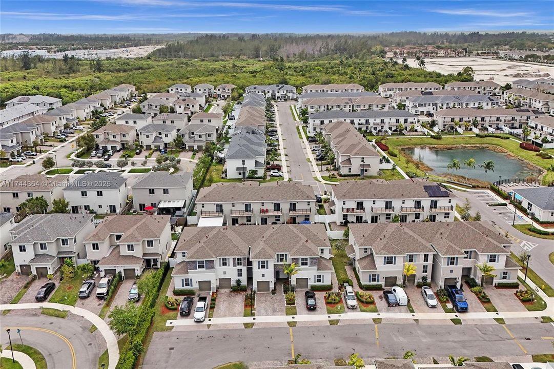 待售: $499,000 (3 贝兹, 2 浴室, 1712 平方英尺)