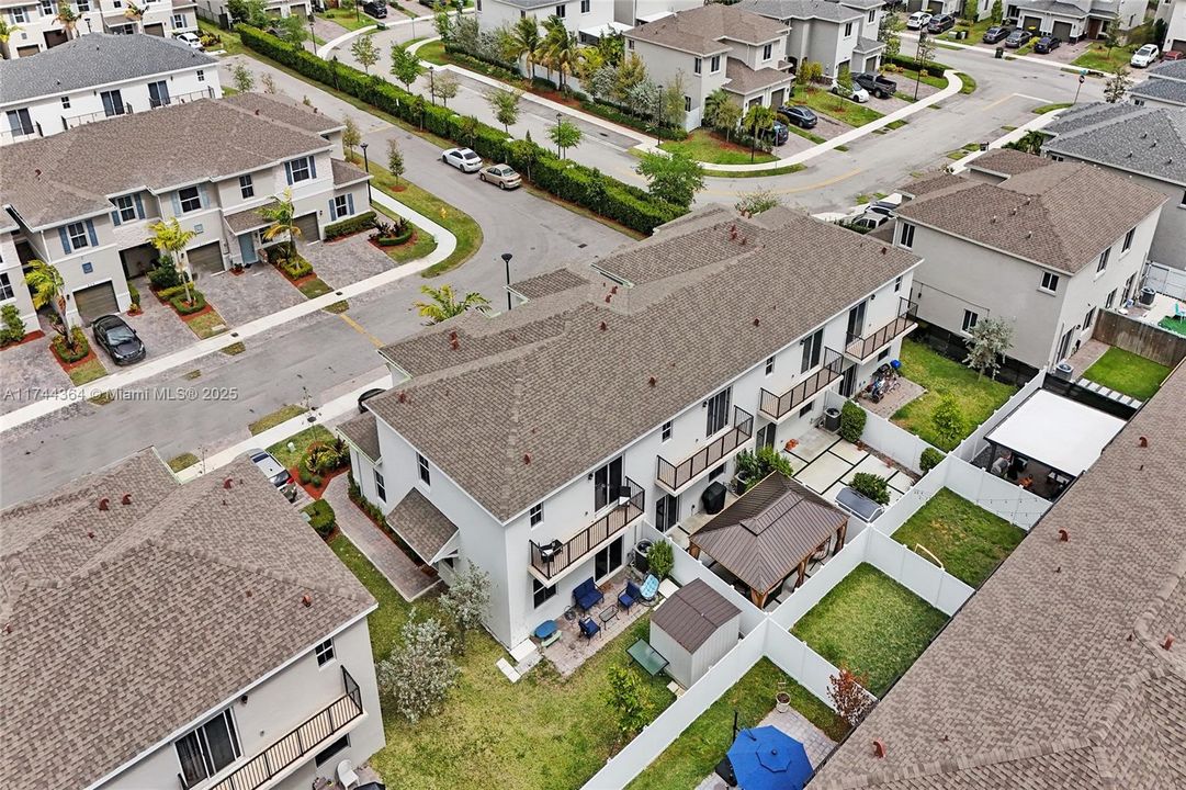 待售: $499,000 (3 贝兹, 2 浴室, 1712 平方英尺)