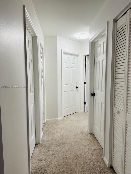 最近租的: $3,500 (3 贝兹, 2 浴室, 1528 平方英尺)