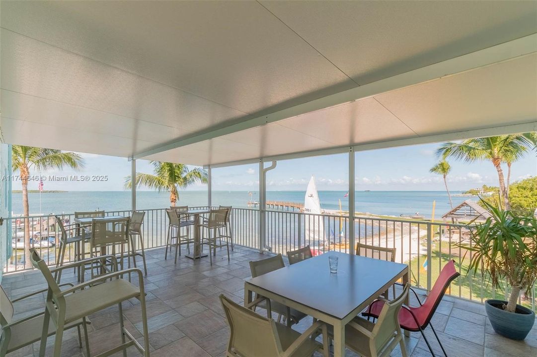 Vendido Recientemente: $299,000 (1 camas, 1 baños, 598 Pies cuadrados)