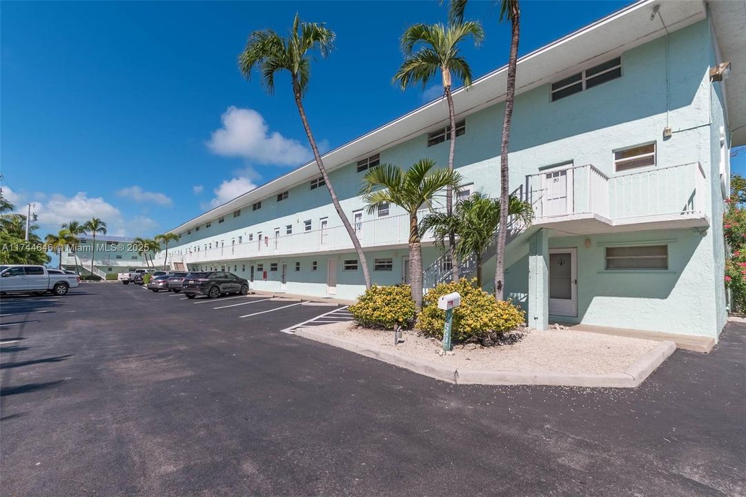 Vendido Recientemente: $299,000 (1 camas, 1 baños, 598 Pies cuadrados)