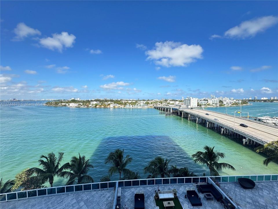 Недавно арендовано: $3,650 (2 спален, 2 ванн, 1470 Квадратных фут)