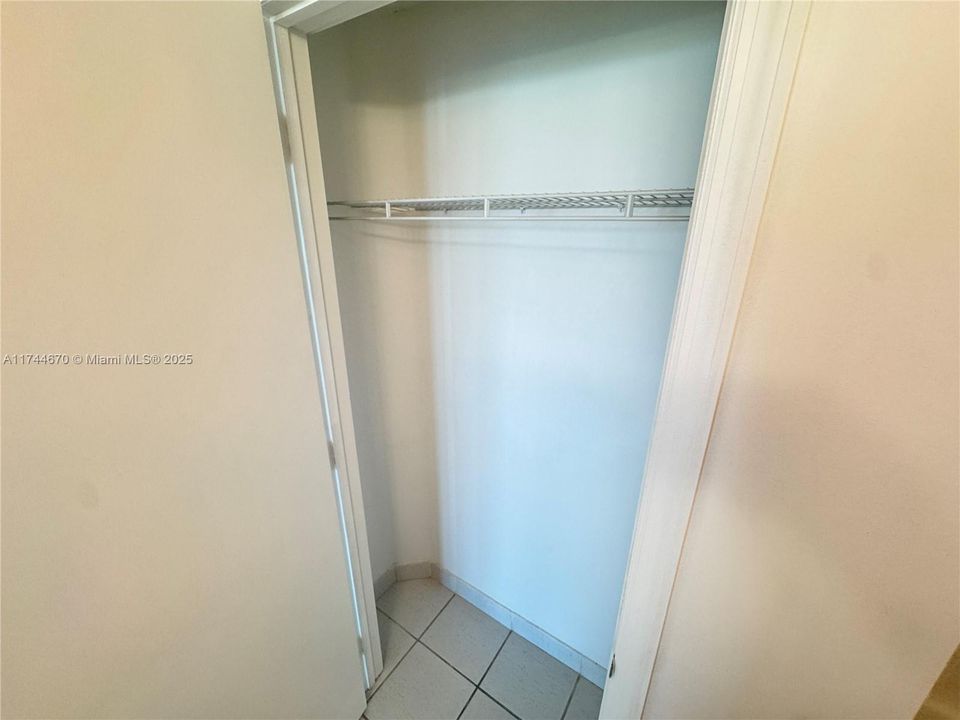 Недавно арендовано: $3,650 (2 спален, 2 ванн, 1470 Квадратных фут)