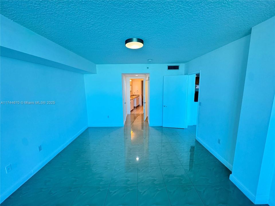 Недавно арендовано: $3,650 (2 спален, 2 ванн, 1470 Квадратных фут)