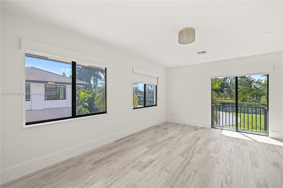 Guest bedroom #2 over west garage