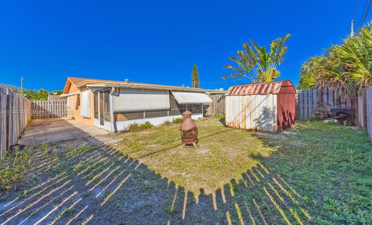 最近租的: $2,100 (2 贝兹, 1 浴室, 1044 平方英尺)