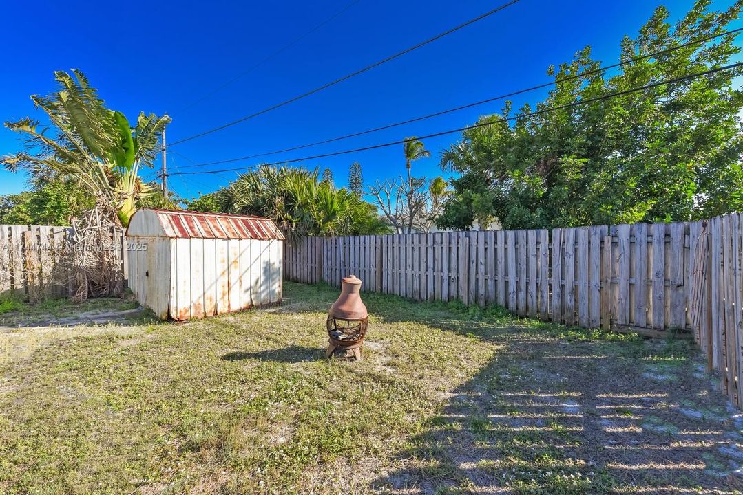 最近租的: $2,100 (2 贝兹, 1 浴室, 1044 平方英尺)