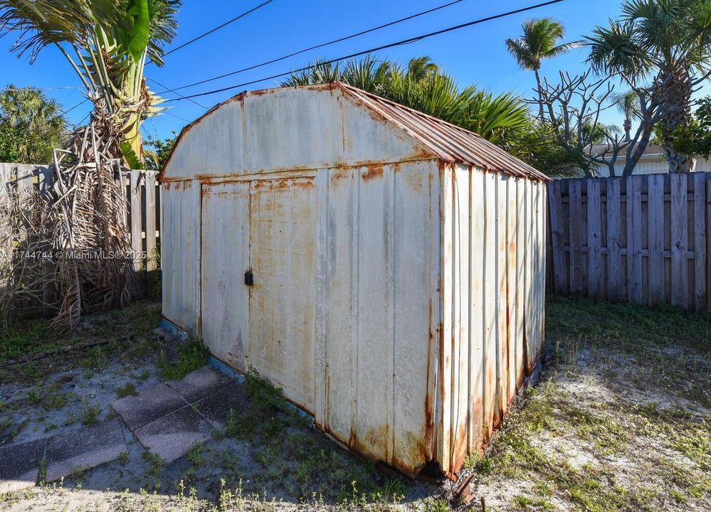 最近租的: $2,100 (2 贝兹, 1 浴室, 1044 平方英尺)