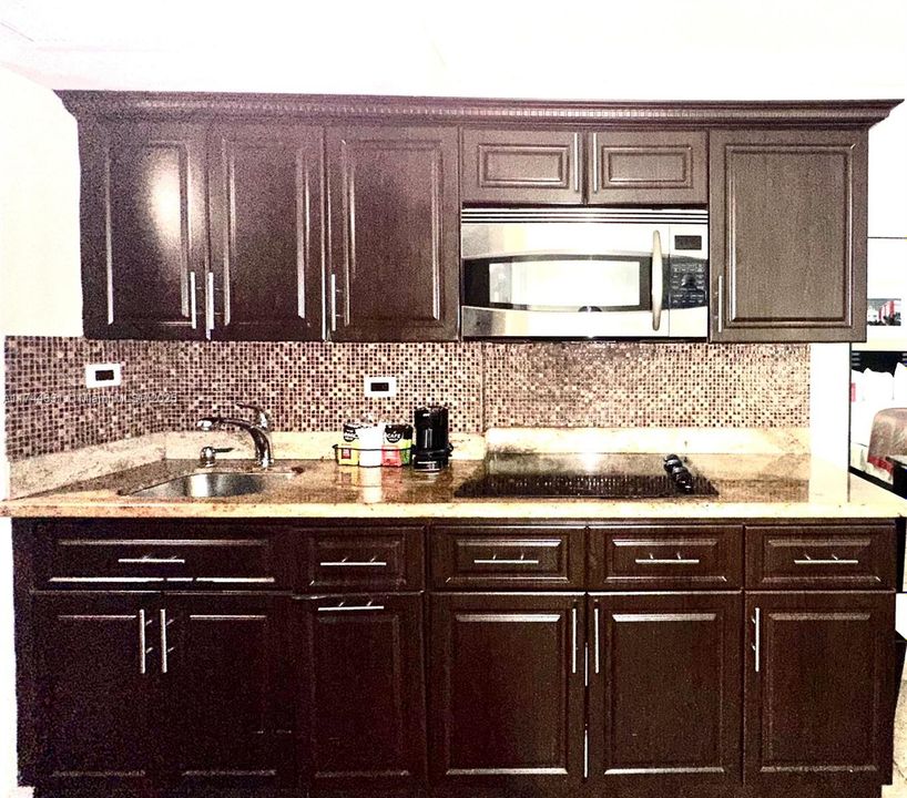 For Sale: $135,000 (0 beds, 1 baths, 360 Square Feet)