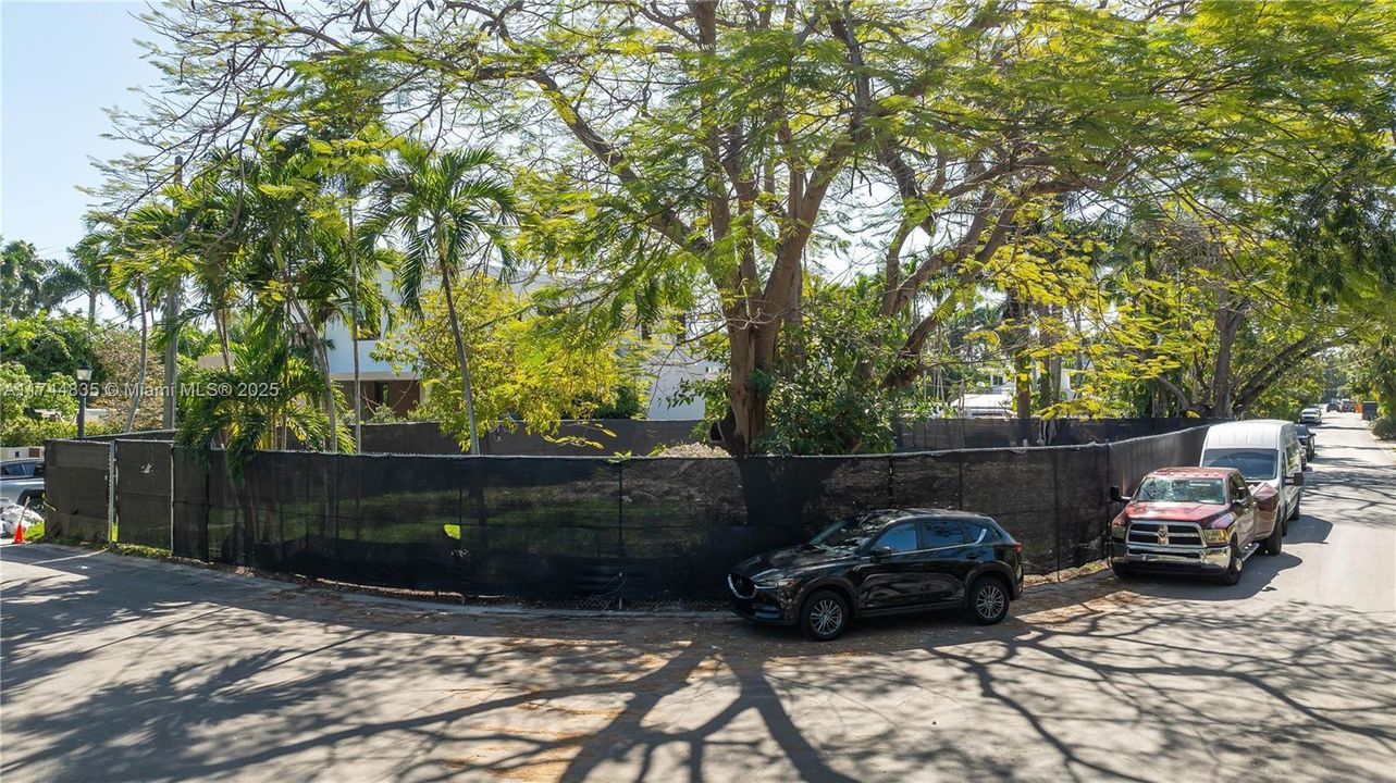 На продажу: $2,899,000 (5 спален, 5 ванн, 0 Квадратных фут)