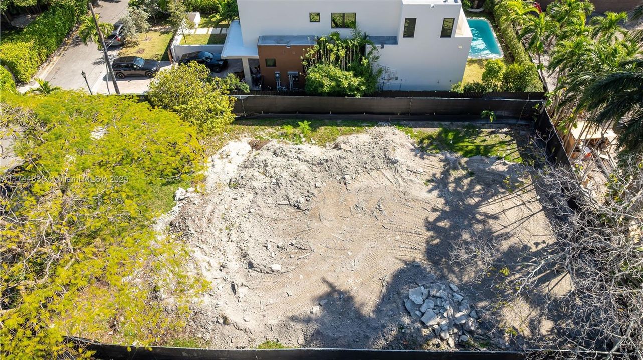 На продажу: $2,899,000 (5 спален, 5 ванн, 0 Квадратных фут)