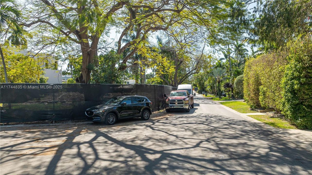 На продажу: $2,899,000 (5 спален, 5 ванн, 0 Квадратных фут)