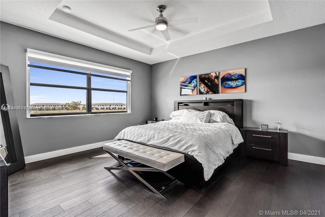 最近租的: $7,000 (5 贝兹, 3 浴室, 3050 平方英尺)