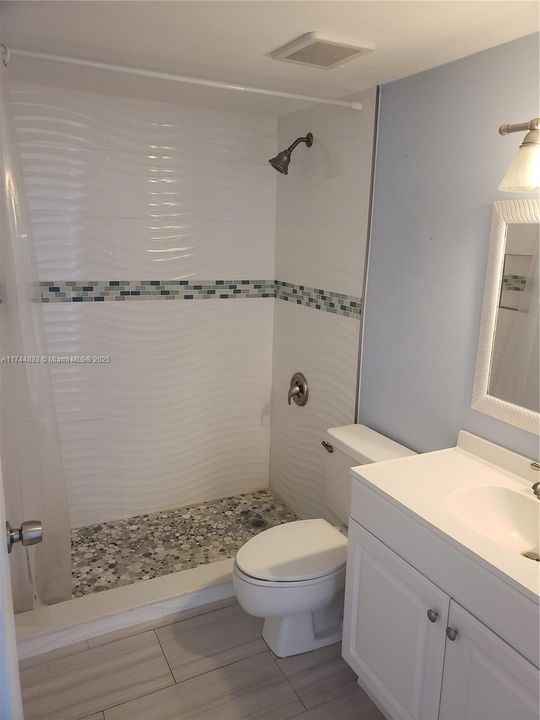 Recently Rented: $3,950 (2 beds, 2 baths, 902 Square Feet)