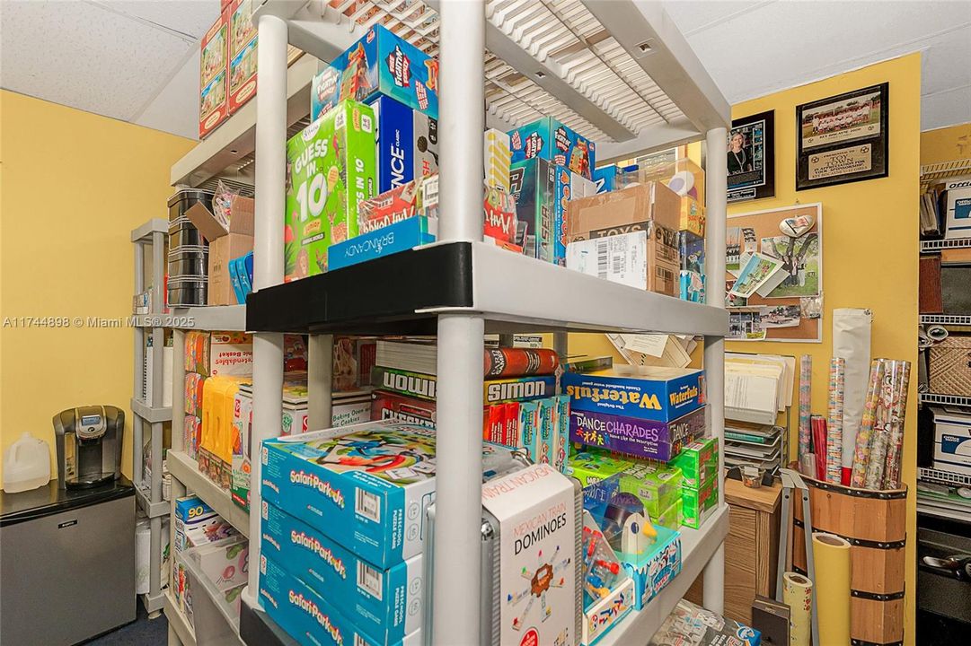 合同活跃: $150,000 (0 贝兹, 0 浴室, 0 平方英尺)