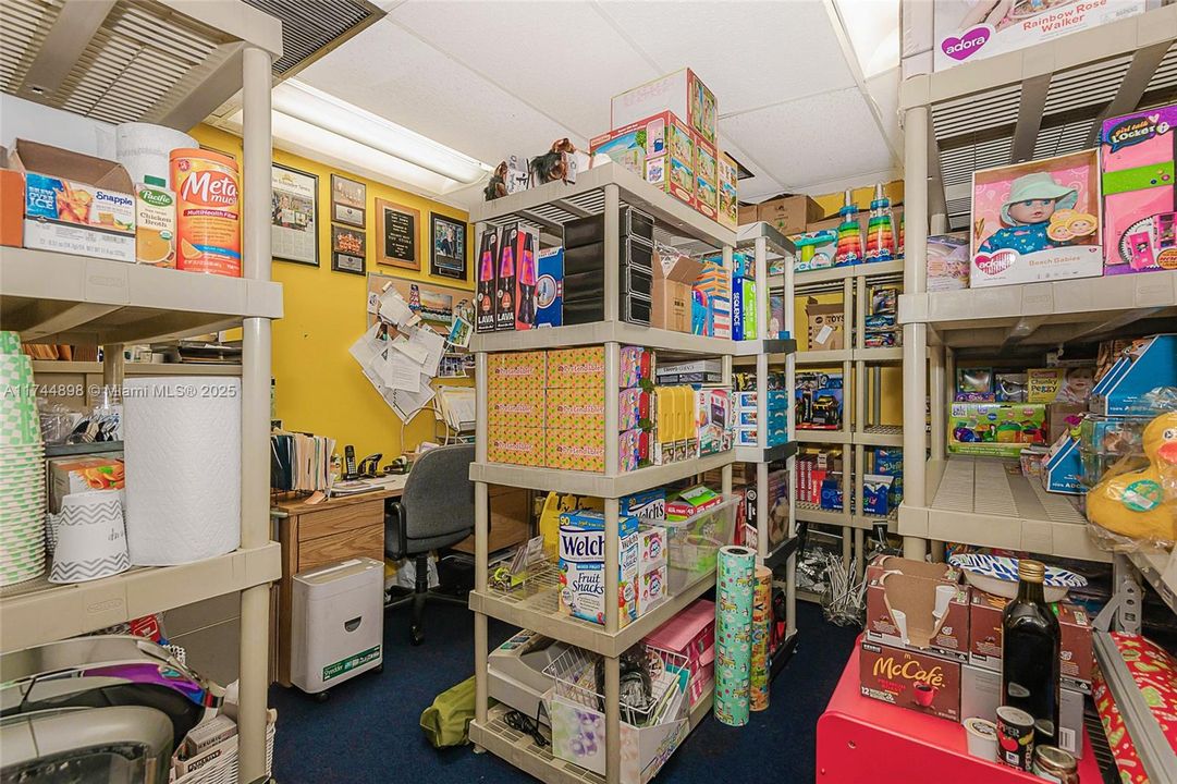 合同活跃: $150,000 (0 贝兹, 0 浴室, 0 平方英尺)