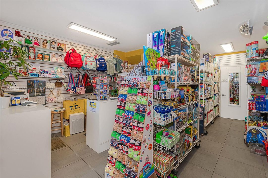 合同活跃: $150,000 (0 贝兹, 0 浴室, 0 平方英尺)