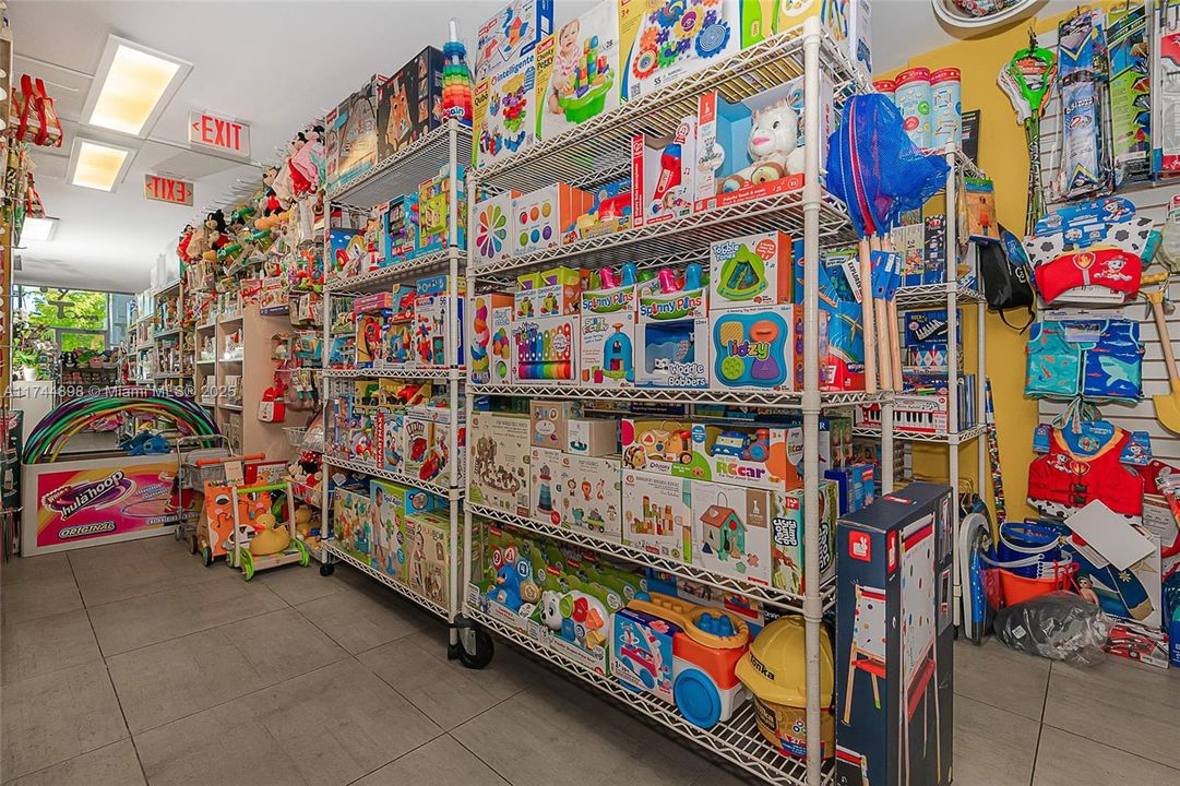 合同活跃: $150,000 (0 贝兹, 0 浴室, 0 平方英尺)