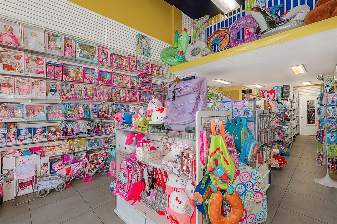 合同活跃: $150,000 (0 贝兹, 0 浴室, 0 平方英尺)