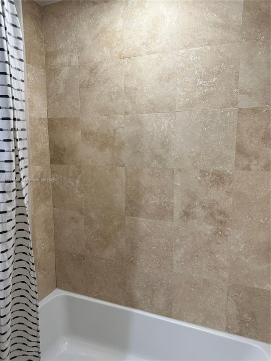 For Sale: $363,000 (2 beds, 2 baths, 1270 Square Feet)